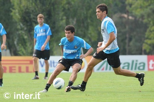  国际米兰新援首秀破门展现超强个人能力