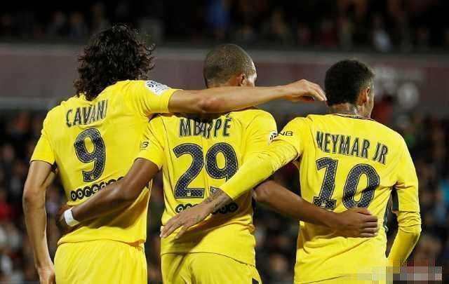  梅斯,虽败犹荣拼到底,展现法甲风采