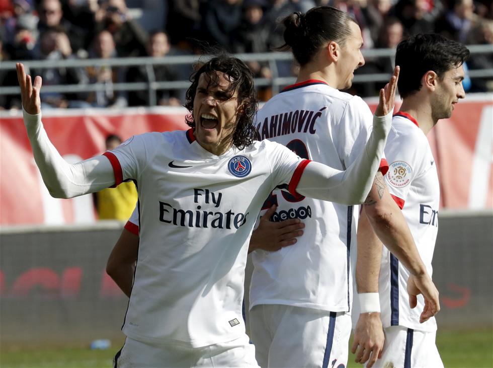  巴黎圣日耳曼提前夺冠加冕法甲冠军