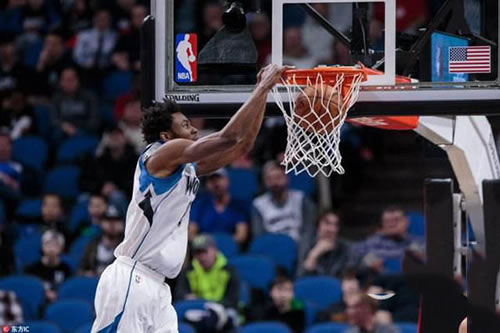  戈贝尔盖帽创新高，森林狼防守压制老鹰收获胜利  