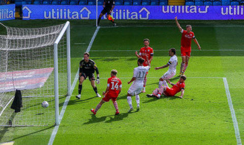  利物浦青春风暴，青年近卫军客场掀翻切尔西  